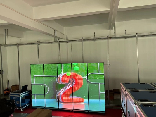 P2.5 LED 포스터 거울 LED 스크린 GOB 1920mm X 640mm 바닥 스탠드 LED 포스터 스크린