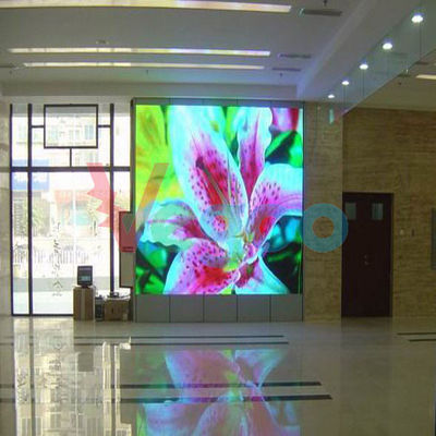 P7.62 실내 풀 컬러 발광 다이오드 표시 LED 스크린 게시판 1R1G1B/SMD3528 백색 램프