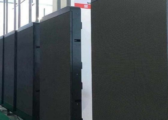 옥외 폴란드는 스크린 미디어 플레이어 화소 피치 5mm Ip65 4G Asynchronization를 지도했습니다