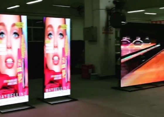디지털 방식으로 포스터는 전시 p2.5 전시 크기를 1920mm x 640mm 무작위 조합 지도했습니다
