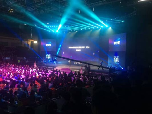네이션스르타르 색온도 무대 이벤트 P3.91 실내 풀 컬러 LED 디스플레이