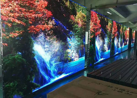 높은 회색 눈금 백리트 P3 실내 풀 컬러 LED 디스플레이